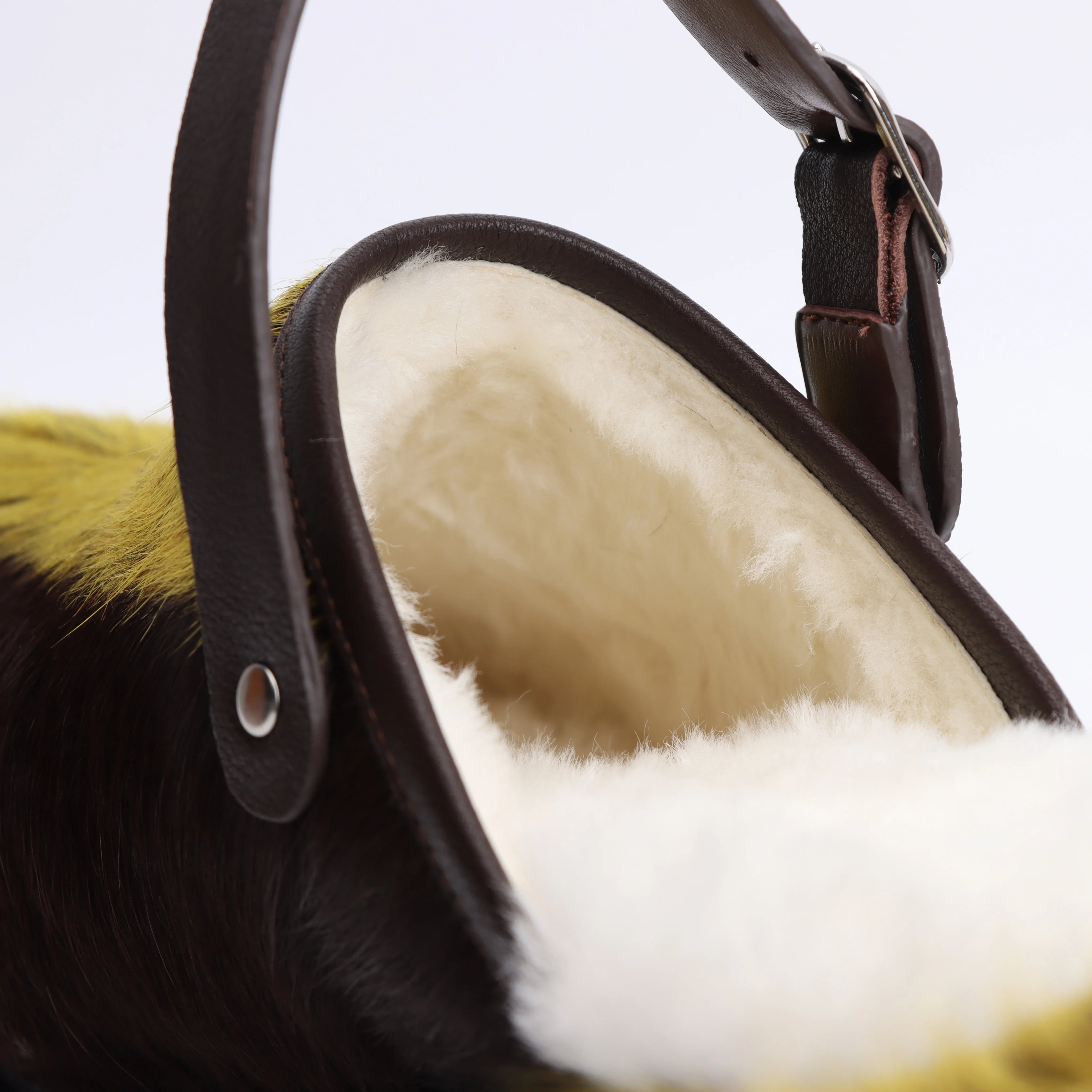 Designer 2025 Luxury Plush Fashion Outerwear Thick Bottom Increased Height Leather Cowhide Boken Women's Sandals