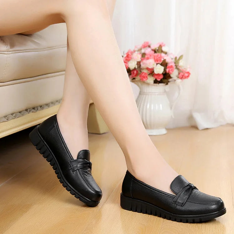 WOIZGIC Women Old Mother Female Shoes Flats Loafers Cow Genuine Leather Slip On Black Round Toe PU Casual Solid 35-41 HD-802