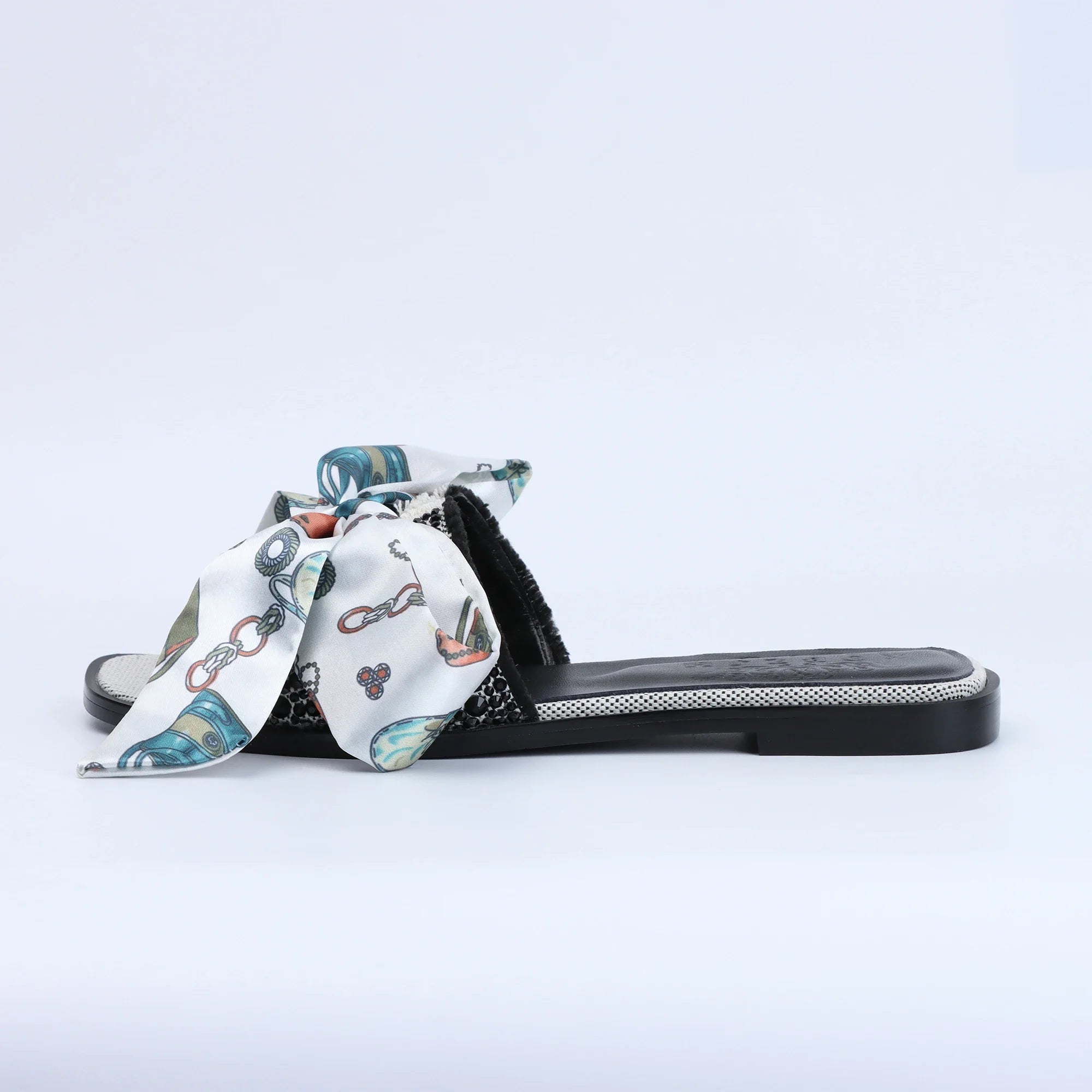 Luxury brands Designer Slippers shoes women Comfortable Flat Slip On Rhinestone Slides Designer High Quality Shoes