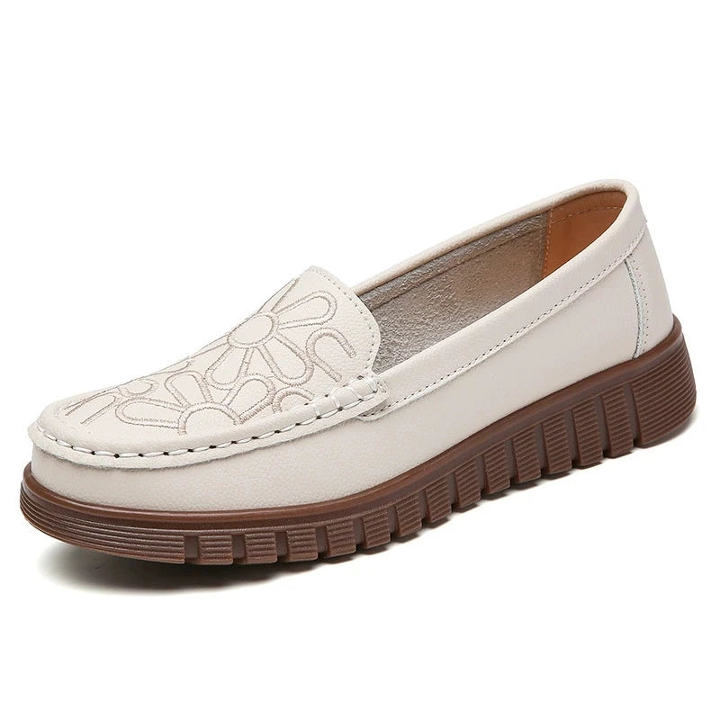 WOIZGIC Women's Ladies Mother Shoes Genuine Leather Flats Non Slip On Soft Spring Autumn Loafers Moccasin