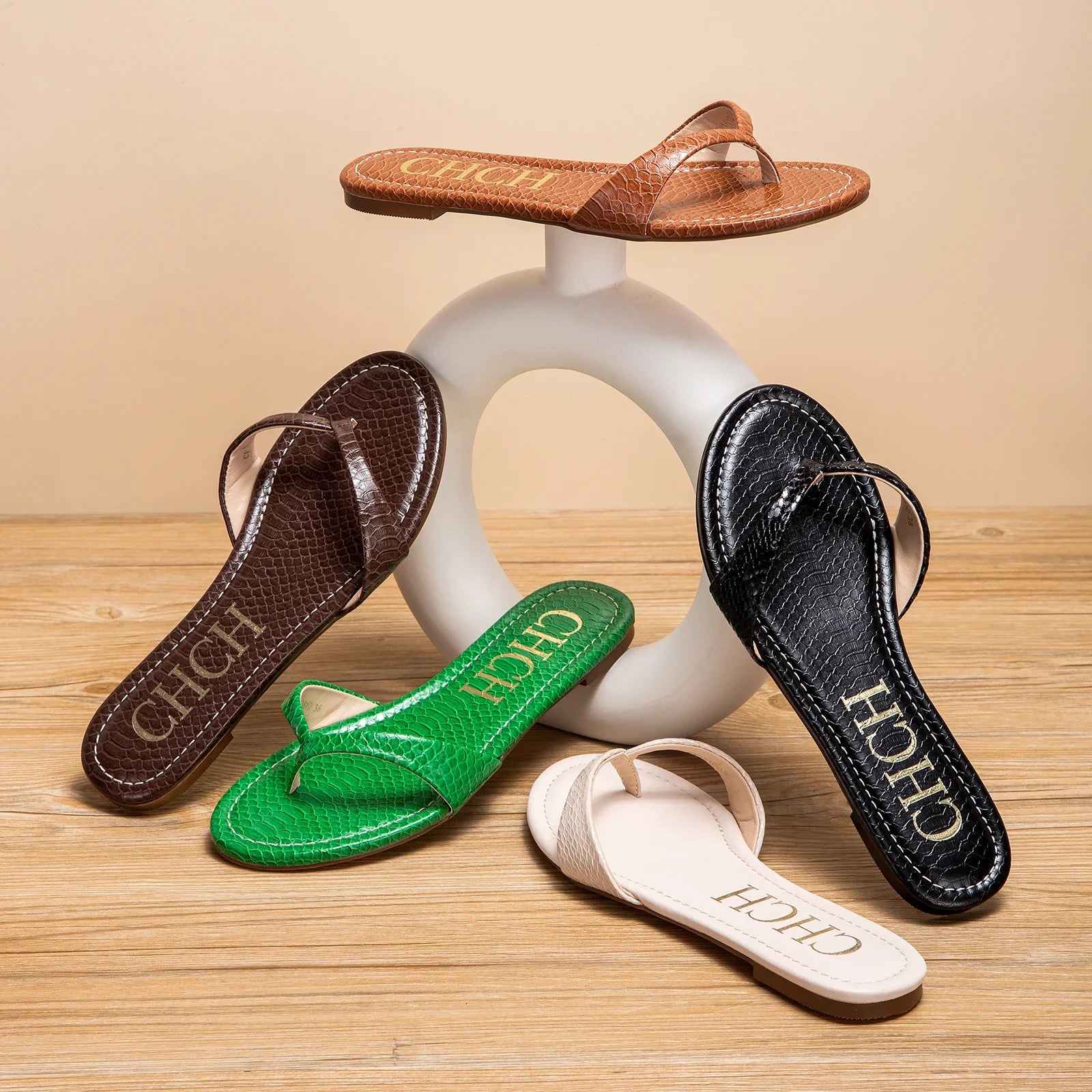 Design  Women's Slippers Simple Versatile Fine Workmanship New Woman  Flip-flops