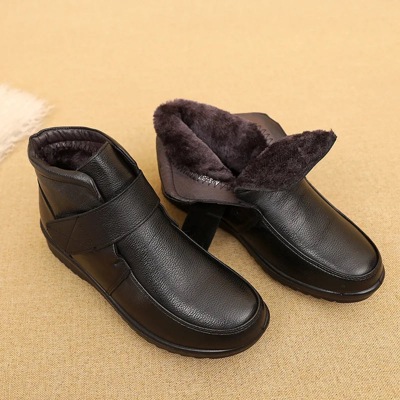 WOIZGIC Women's Ladies Mother Female Genuine Leather Ankle Shoes Platform Boots Winter Fur Plush Round Toe Non Slip Hook Loop