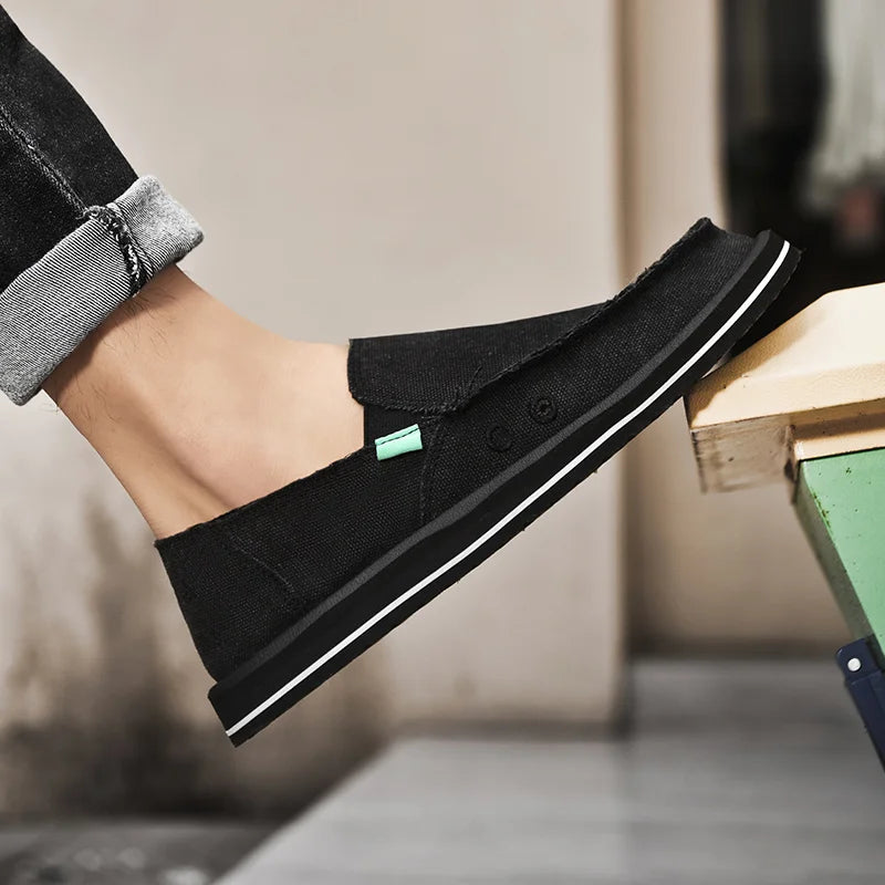 2025 New Spring Handmade Canvas Casual Men Shoes Design Fashion Sneakers Man Loafers Breathable Low Top Flat Shoes Soft Driving