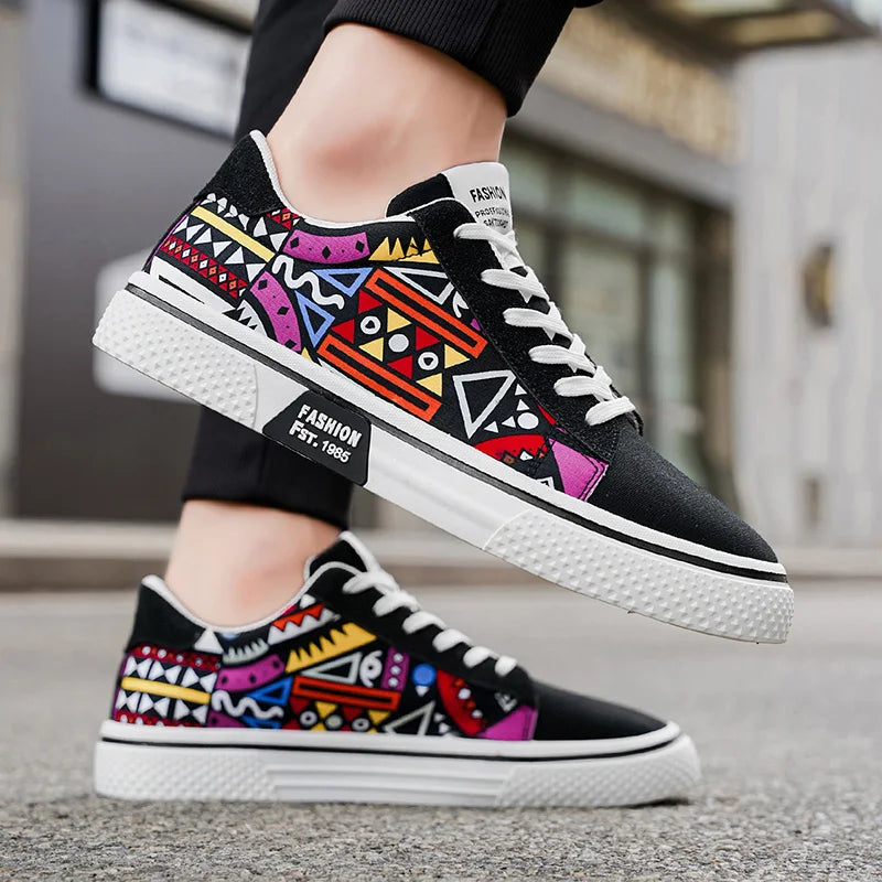 STRONGSHEN Men Casual Shoes Sports Running Shoes Canvas Geometric Style Lace-Up Sneakers Fashionable Graffiti Print Skate Shoes